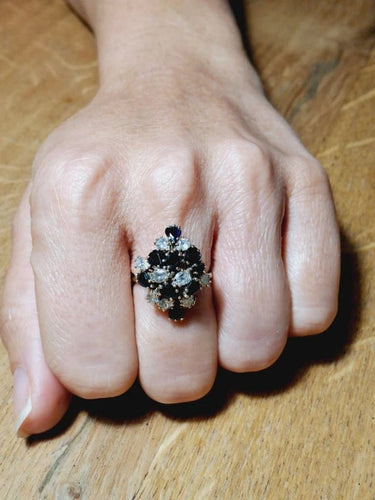 Bague 56.5 Bague poire en or jaune 18 carats, diamants et saphirs 58 Facettes