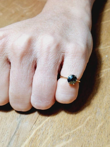 Bague 47 Bague en or jaune 18 carats et hématite 58 Facettes