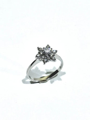 Bague 54 Bague étoile en or blanc 18 carats et diamants 58 Facettes