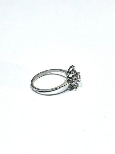 Bague 54 Bague étoile en or blanc 18 carats et diamants taille brillant 58 Facettes