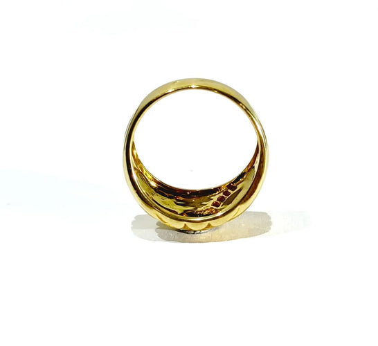 Bague 54 Bague en or jaune 18 carats avec saphir et diamants 58 Facettes