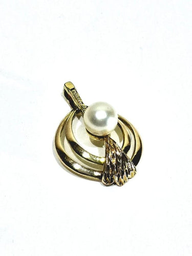Pendentif Pendentif ajouré en or jaune 18 carats et perle 58 Facettes