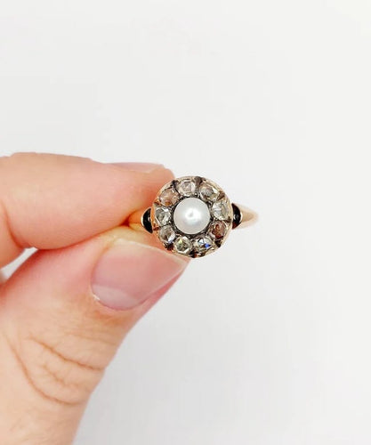 Bague 55 Bague marguerite antique en or rose 18k avec perle et diamants 58 Facettes A06463