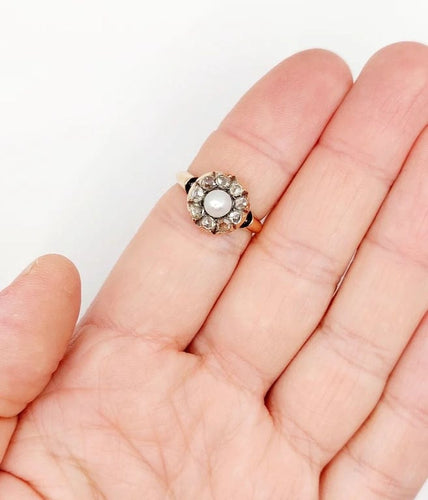 Bague 55 Bague marguerite antique en or rose 18k avec perle et diamants 58 Facettes A06463