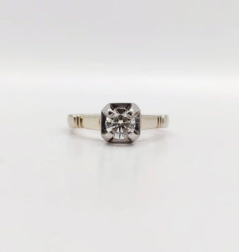 Bague 52 Bague solitaire Art déco en or blanc 18k, platine et diamant 0,43 ct 58 Facettes A06462