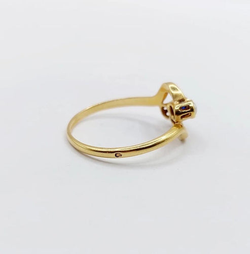 Bague 60 Bague antique en or jaune 18k avec pierre bleue et perles 58 Facettes A06502