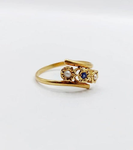Bague 60 Bague antique en or jaune 18k à pierre bleue et perles 58 Facettes A06503