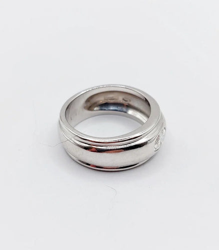 Bague 51 Boucheron Axelle - Bague bombée en or blanc 18k et diamant 0,40 ct 58 Facettes A06571