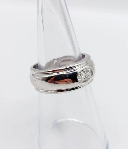Bague 51 Boucheron Axelle - Bague bombée en or blanc 18k et diamant 0,40 ct 58 Facettes A06571