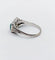 Bague 52.5 Art déco - Bague tank nœud en or blanc 18k, platine, diamants et pierres vertes 58 Facettes A06581