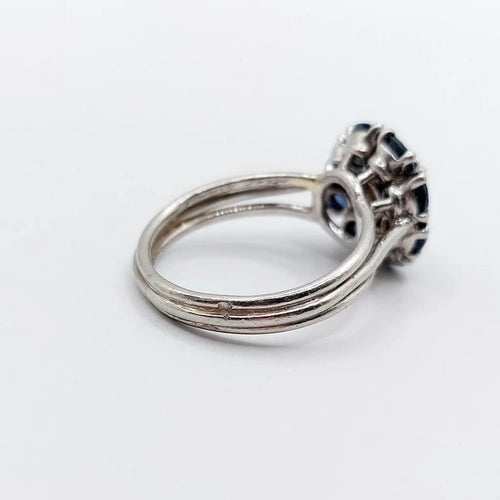 Bague 52 Bague marguerite Art déco en platine avec diamant 0,65 ct et saphirs 58 Facettes A06577