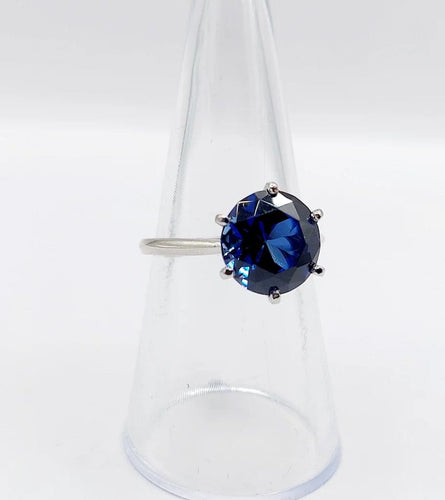 Bague 53.5 Art déco - Bague solitaire en platine et saphir synthétique 4,50 ct 58 Facettes A04624