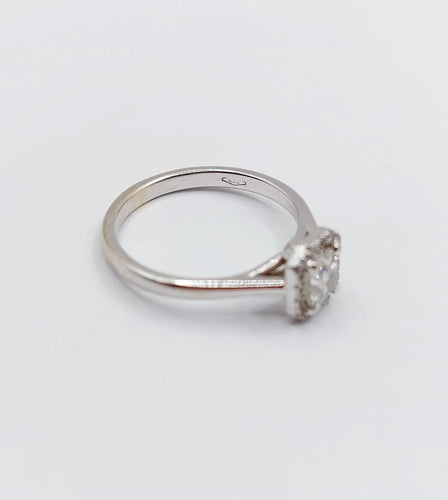 Bague 51 Bague solitaire vintage en or blanc 18k avec diamants 58 Facettes A06627