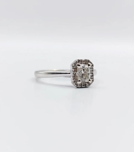 Bague 51 Bague solitaire vintage en or blanc 18k avec diamants 58 Facettes A06627
