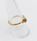 Bague 57.5 Bague vintage en or jaune 18k avec rubis et diamants 58 Facettes A06646