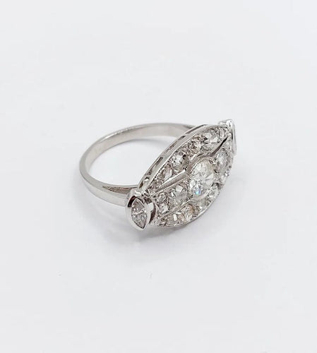 Bague 54.5 Bague Art déco marquise inversée en or 18K et diamants taille ancienne 58 Facettes A06662