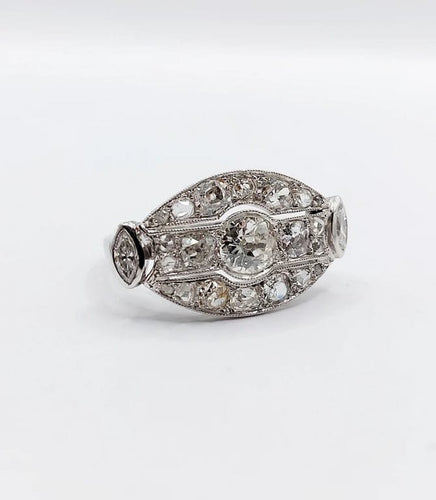 Bague 54.5 Bague Art déco marquise inversée en or 18K et diamants taille ancienne 58 Facettes A06662