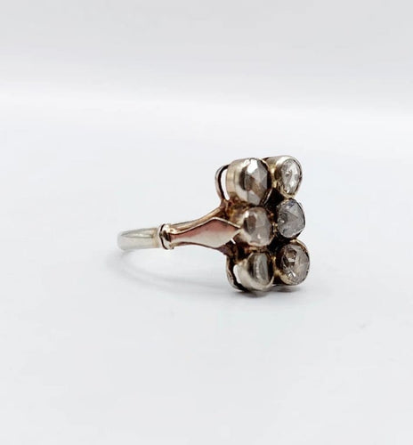 Bague 53 Bague marquise ancienne en or blanc 18k et diamants taille rose 58 Facettes A06560