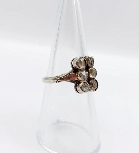 Bague 53 Bague marquise ancienne en or blanc 18k et diamants taille rose 58 Facettes A06560