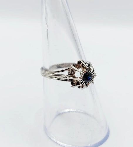 Bague 52 Bague solitaire Art déco en or blanc 18k avec saphir naturel 58 Facettes A04451
