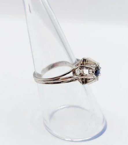 Bague 52 Bague solitaire Art déco en or blanc 18k avec saphir naturel 58 Facettes A04451