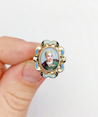 Bague 50 Bague marquise victorienne en or rose 18k à miniature émaillée (vers 1880) 58 Facettes A05021