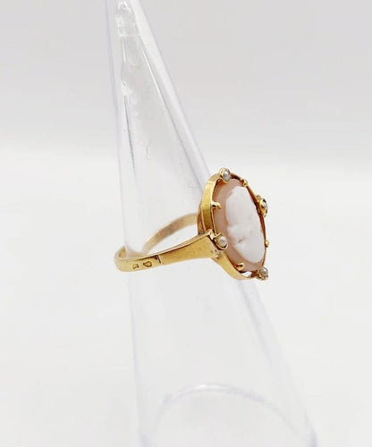 Bague 48 Bague antique camée sur coquille en or jaune 18k et perles 58 Facettes A03122