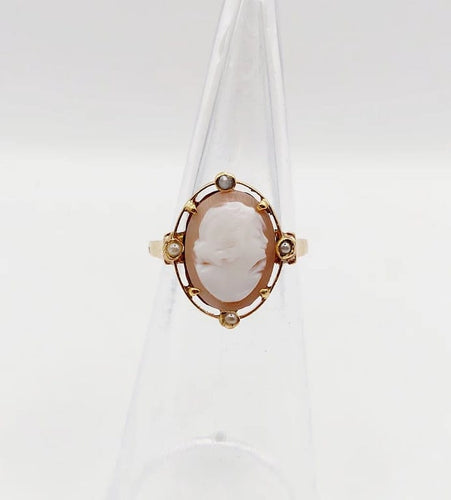 Bague 48 Bague antique camée sur coquille en or jaune 18k et perles 58 Facettes A03122