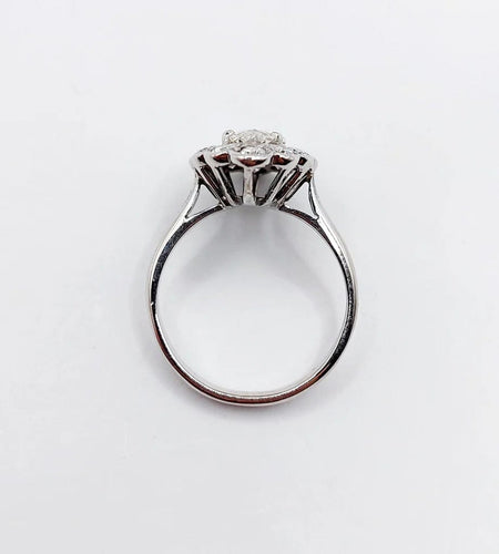 Bague 50 Bague marquise Art déco en or blanc 18k et diamants 58 Facettes A05282