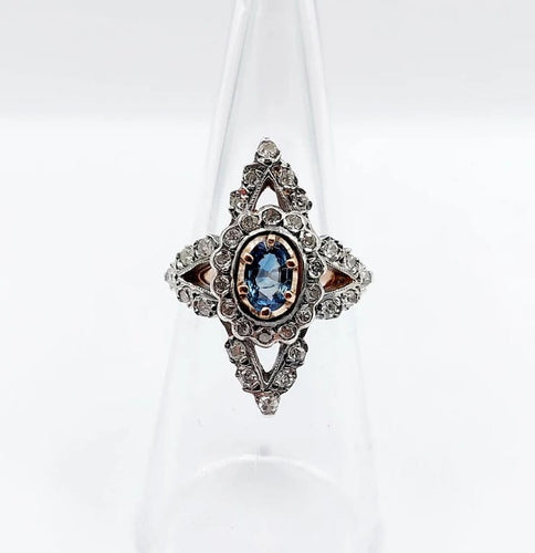 Bague 50 Bague marquise victorienne en or rose 18k et argent, saphir et diamants 58 Facettes A01237