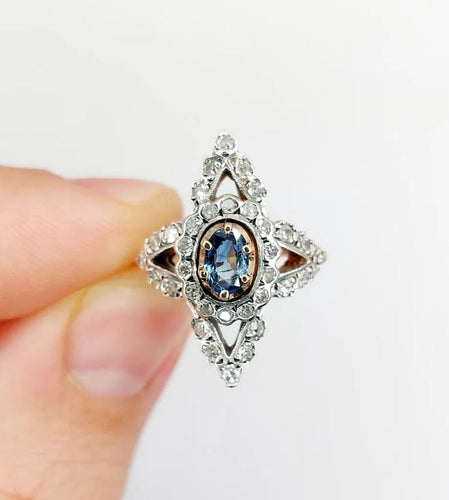 Bague 50 Bague marquise victorienne en or rose 18k et argent, saphir et diamants 58 Facettes A01237