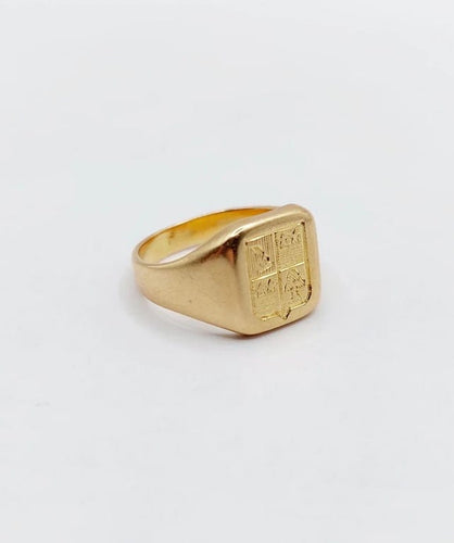 Bague 48 Chevalière antique - Bague chevalière en or jaune 18k aux armoiries françaises 58 Facettes A03321