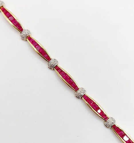 Bracelet Bracelet Art déco en or jaune 18K avec rubis synthétiques et diamants 58 Facettes A05502