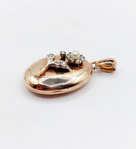 Pendentif Pendentif porte-photo en or rose 18k et argent, perles (circa 1900) 58 Facettes A05863