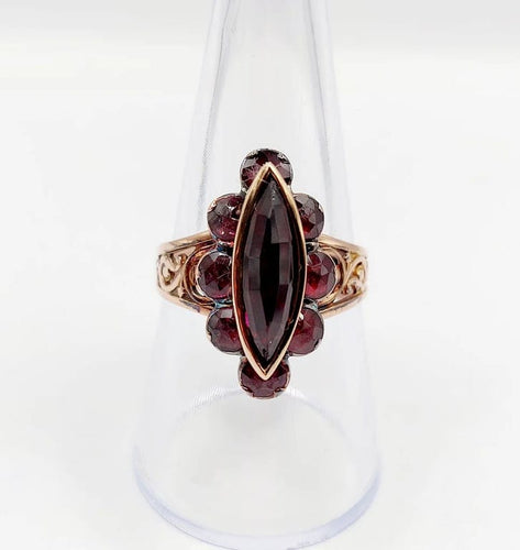 Bague 58 Bague marquise antique en or rose 18k aux grenats sur paillons 58 Facettes A05967