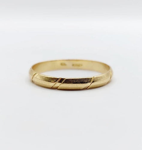 Bague 63 Alliance vintage - Bague en or jaune 18k à motifs géométriques 58 Facettes A04601