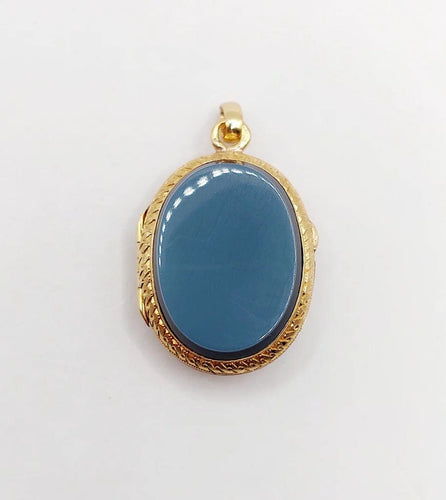 Pendentif Pendentif porte-photo antique en or jaune 18k et agate (circa 1900) 58 Facettes A06013