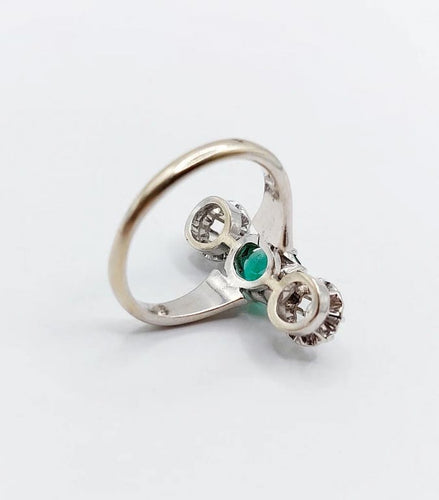 Bague 50 Bague marquise Art déco en or blanc 18k, émeraude et diamants 58 Facettes A06115