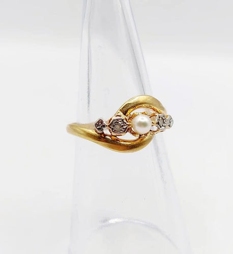 Bague 50.5 Bague Art nouveau en or jaune 18k, perle et diamants taille rose 58 Facettes A06052