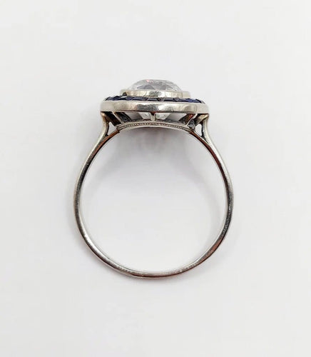 Bague 57.5 Art déco - Bague cible en or blanc 18k diamants et saphirs 58 Facettes A06140