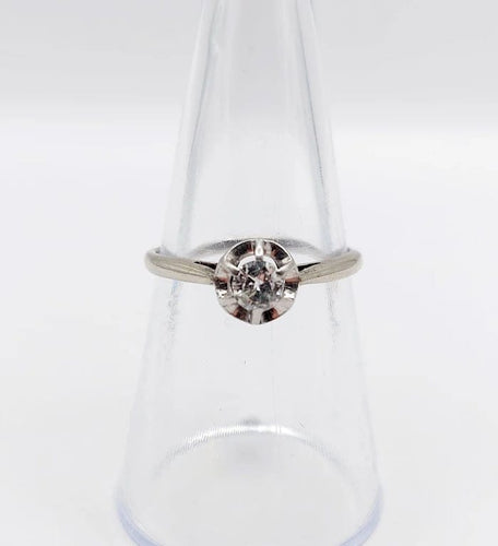 Bague 53 Bague solitaire Art déco en or blanc 18k avec diamant 0,22 ct 58 Facettes A06143