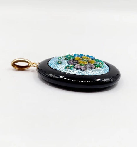 Pendentif Pendentif vintage en or rose 18k avec onyx et plaque émaillée 58 Facettes A06188