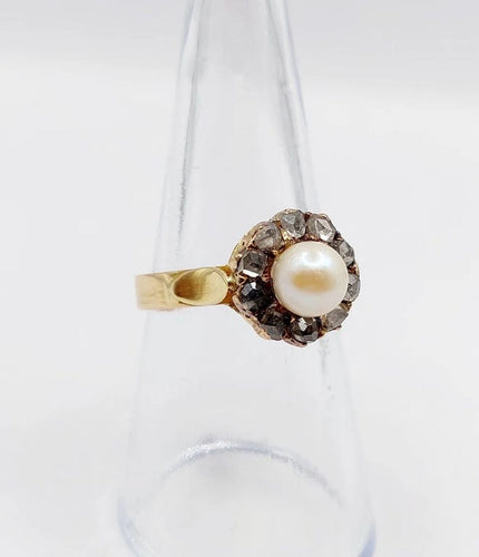Bague 56 Bague marguerite antique en or rose 18k, perle et diamants 58 Facettes A06199