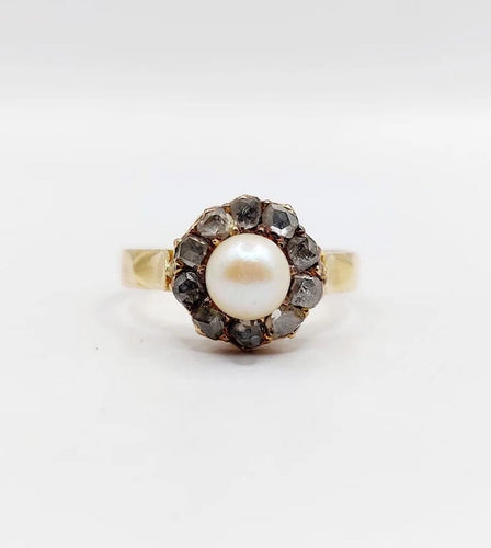 Bague 56 Bague marguerite antique en or rose 18k, perle et diamants 58 Facettes A06199
