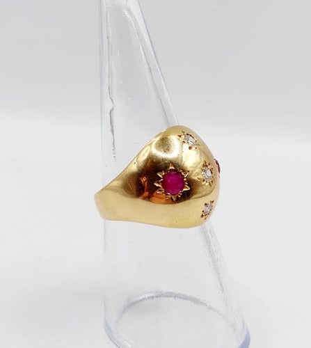 Bague 51 Bague dôme bombé en or rose 18k, diamants et rubis (circa 1950) 58 Facettes A06232