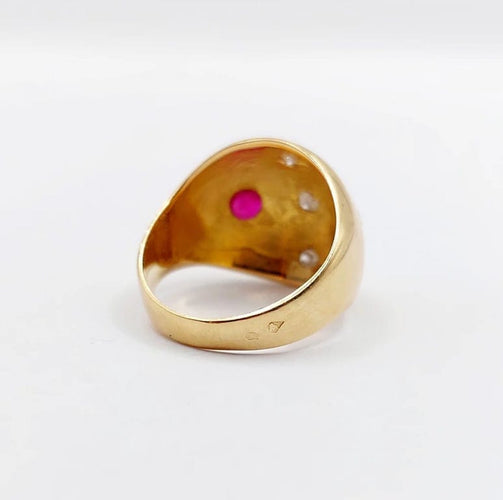 Bague 51 Bague dôme bombé en or rose 18k, diamants et rubis (circa 1950) 58 Facettes A06232