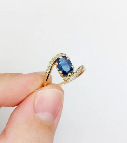 Bague 58.5 Bague tourbillon vintage en or jaune 18k, saphir 1,20 ct et diamants 58 Facettes A06237