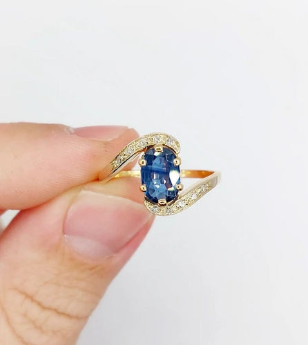 Bague 58.5 Bague tourbillon vintage en or jaune 18k, saphir 1,20 ct et diamants 58 Facettes A06237