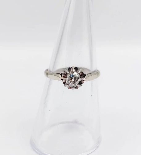 Bague 53.5 Bague solitaire Art déco en or blanc 18 k et platine, diamant 58 Facettes A06275