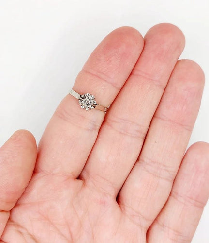Bague 53.5 Bague solitaire Art déco en or blanc 18 k et platine, diamant 58 Facettes A06275